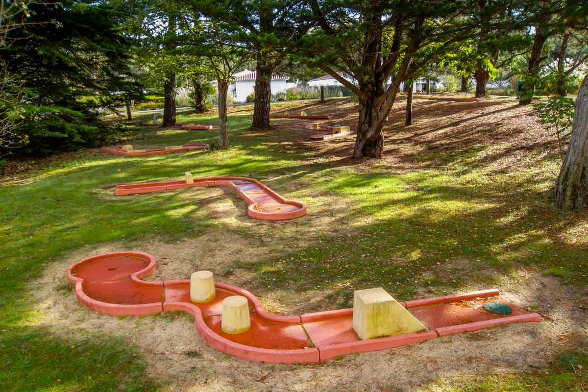 camping mini golf vendee
