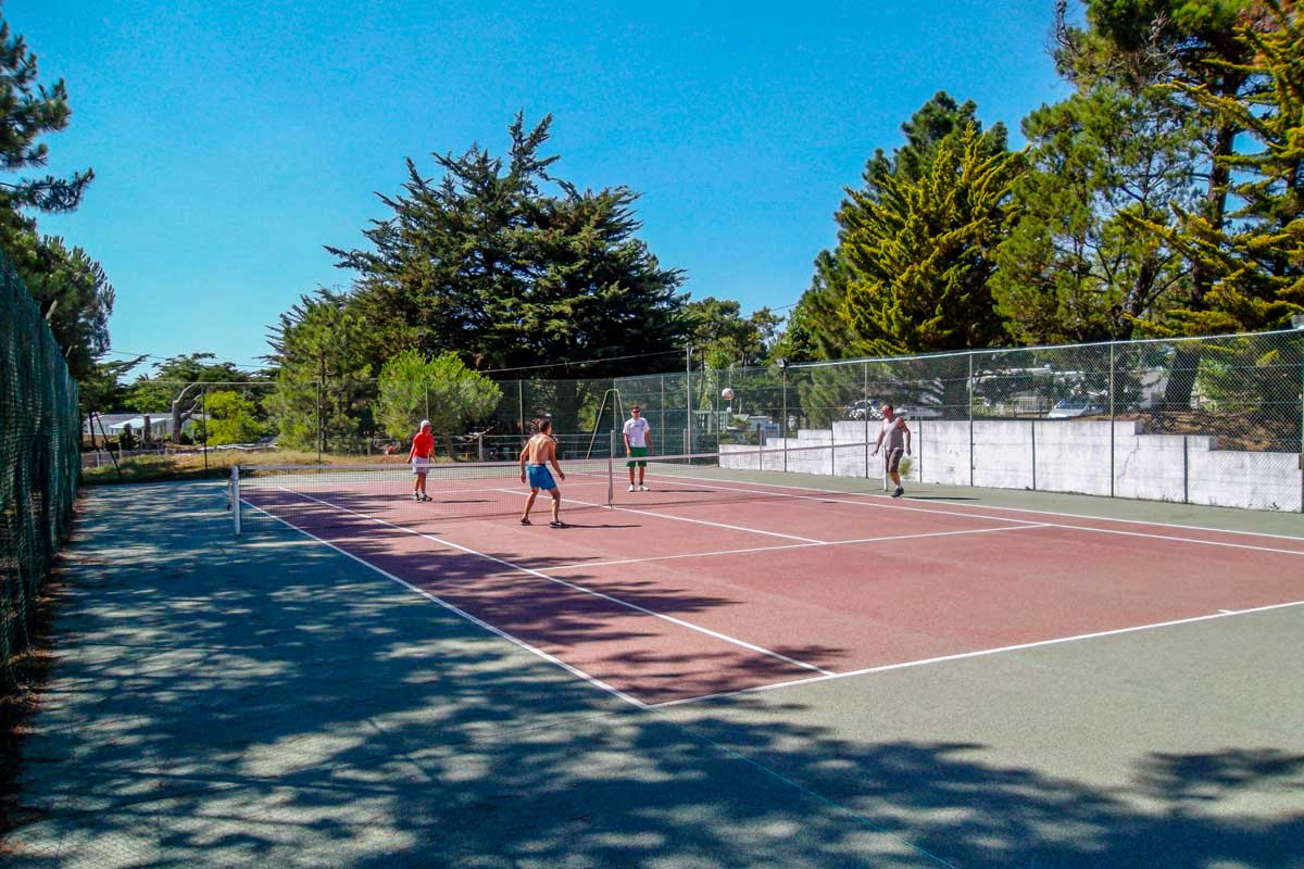 camping vendee tennis